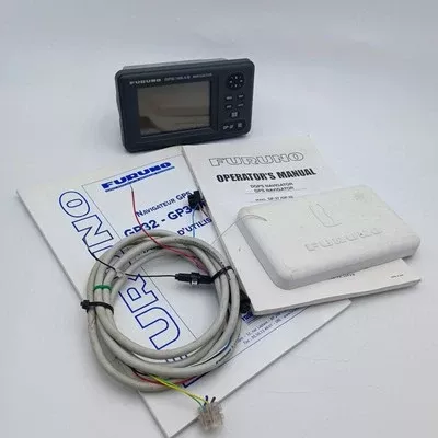 FURUNO GP-32 GPS Receiver and Navigator Unit w/Sun Cover , Cable And Manuals