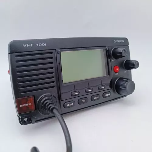 Garmin VHF 100i Marine VHF Two-Way Radio W/ Mic Mount Cover VHF100 100 PERFECT!