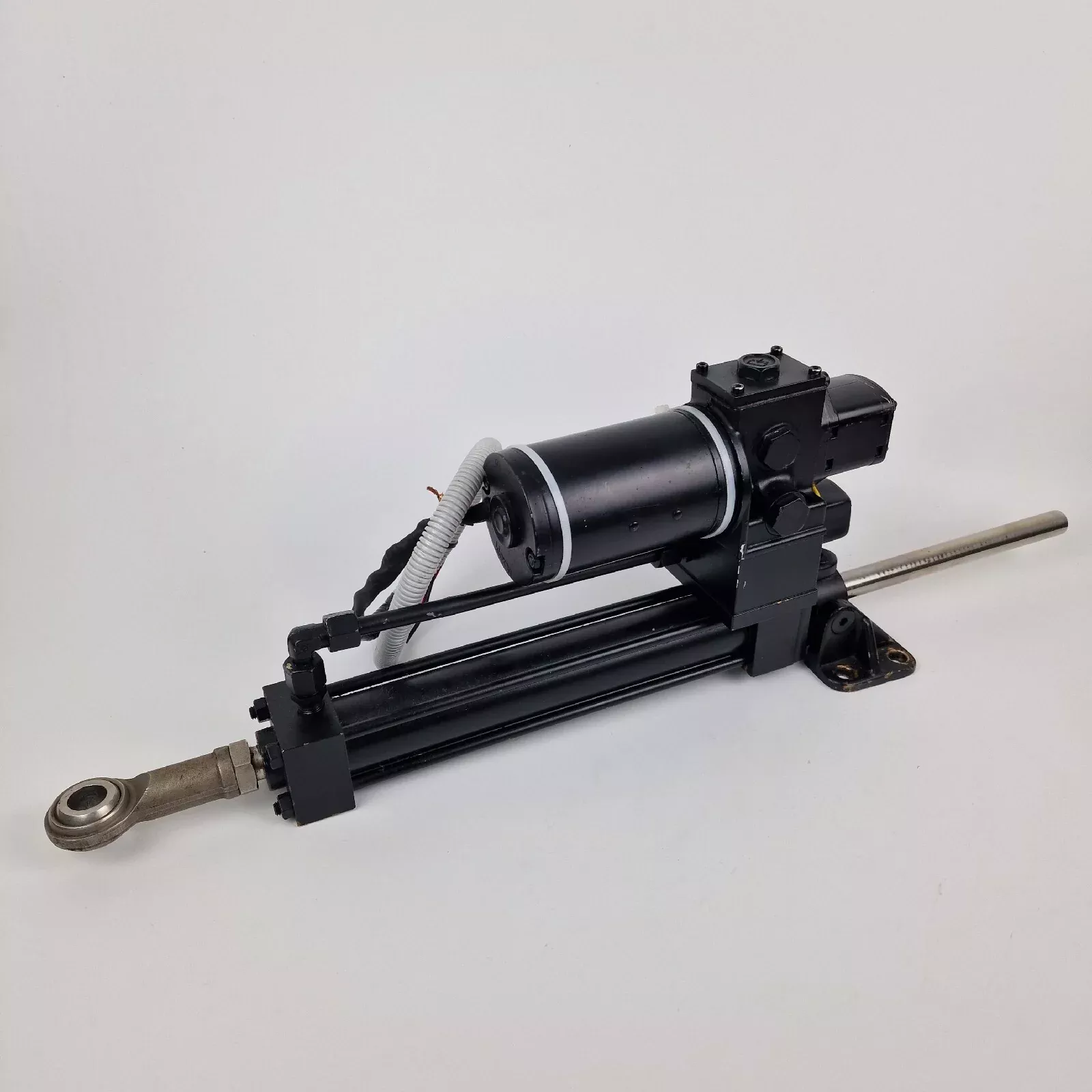 MAAZOCHI BOLOGNA Raymarine Simrad B&G Hydraulic Linear Drive TYPE 2 12V 22 Ton