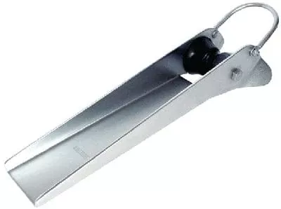 MEDIUM ANCHOR ROLLER & MOUNT