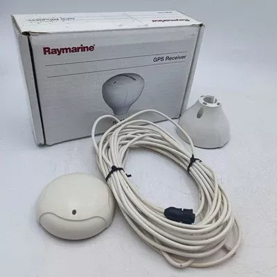 Raymarine Raystar 130 GPS Antenna E32153 RS130 SeaTalkNG REFURBISHED