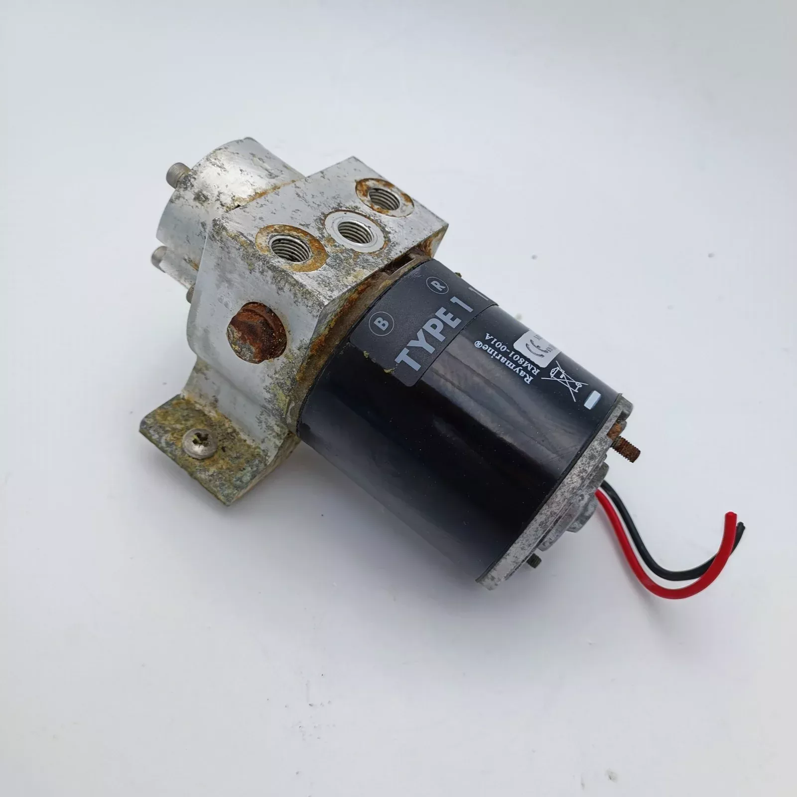 Raymarine TYPE 1 12V M81120 Autopilot Hydraulic Pump for/ Steering 1L ST6002