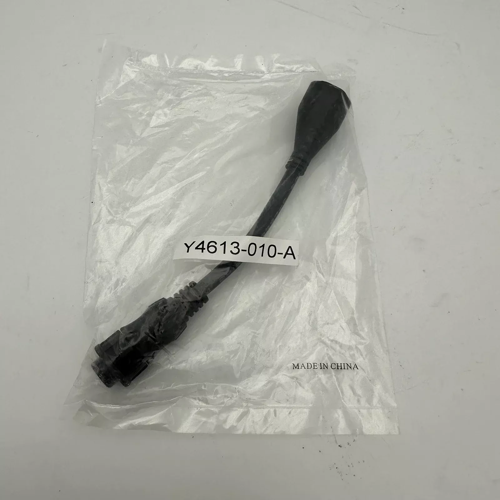 Raymarine Y4613-010-A HSB3 to DSM300 4-Pin to 3-Pin Adapter DSM30 Sounder Module